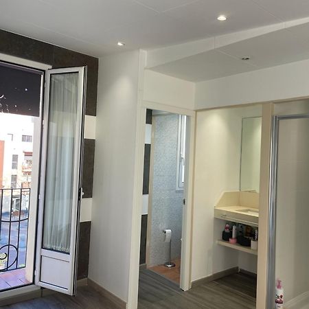 Apartamentos Barcelona - Iberia Bagian luar foto