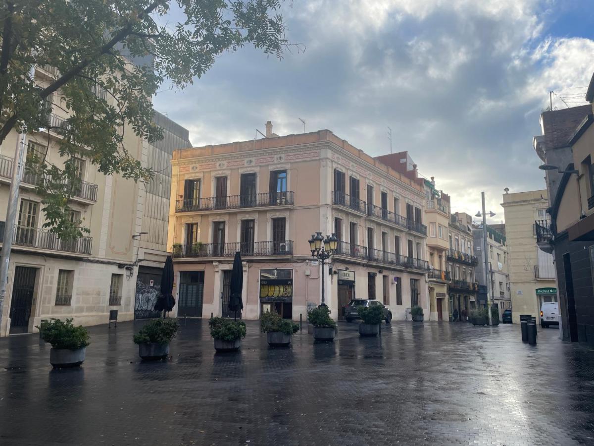 Apartamentos Barcelona - Iberia Bagian luar foto