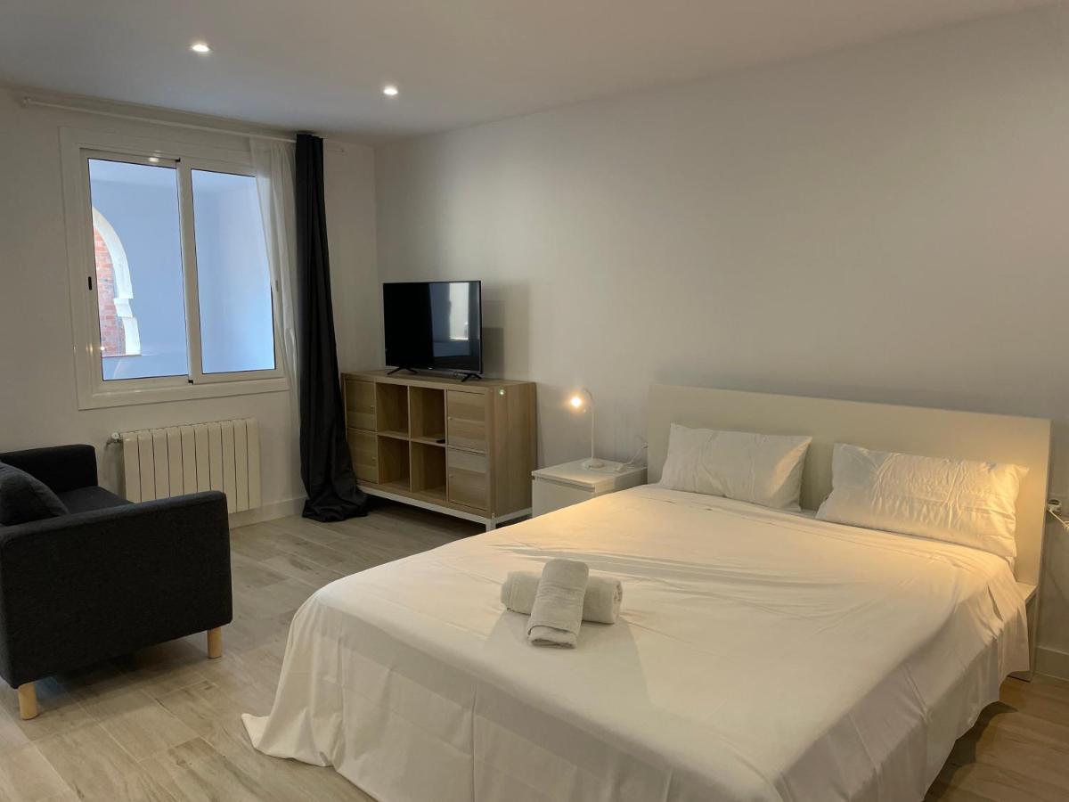 Apartamentos Barcelona - Iberia Bagian luar foto