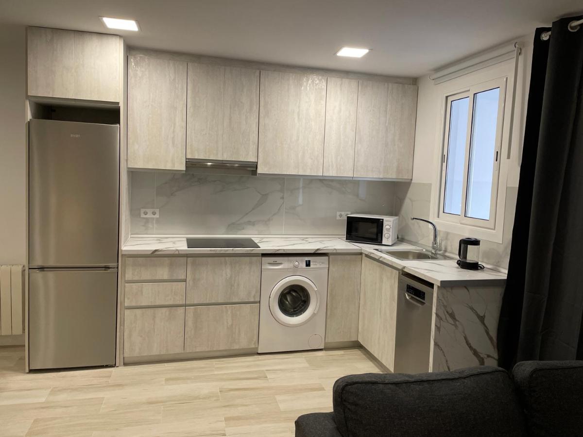 Apartamentos Barcelona - Iberia Bagian luar foto
