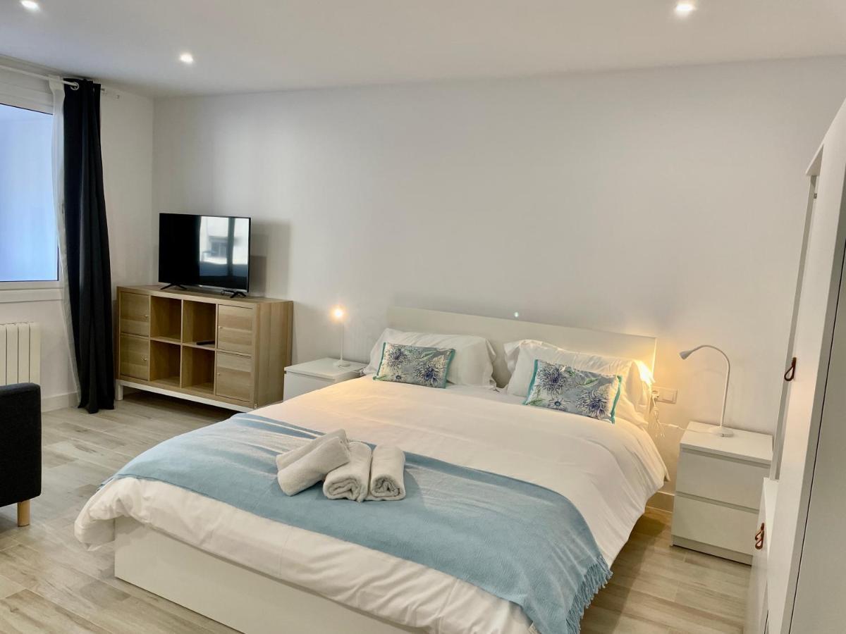 Apartamentos Barcelona - Iberia Bagian luar foto
