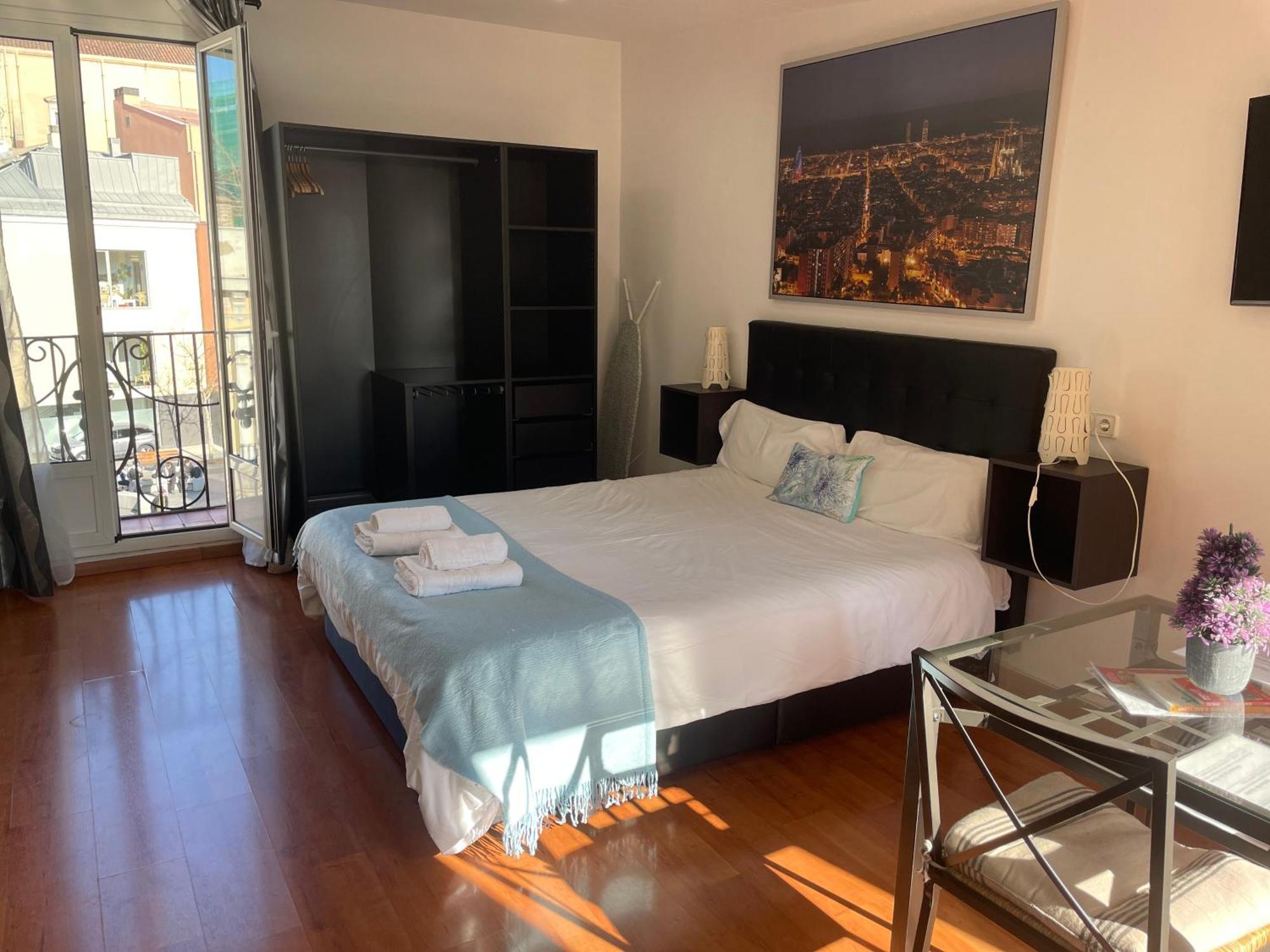 Apartamentos Barcelona - Iberia Bagian luar foto