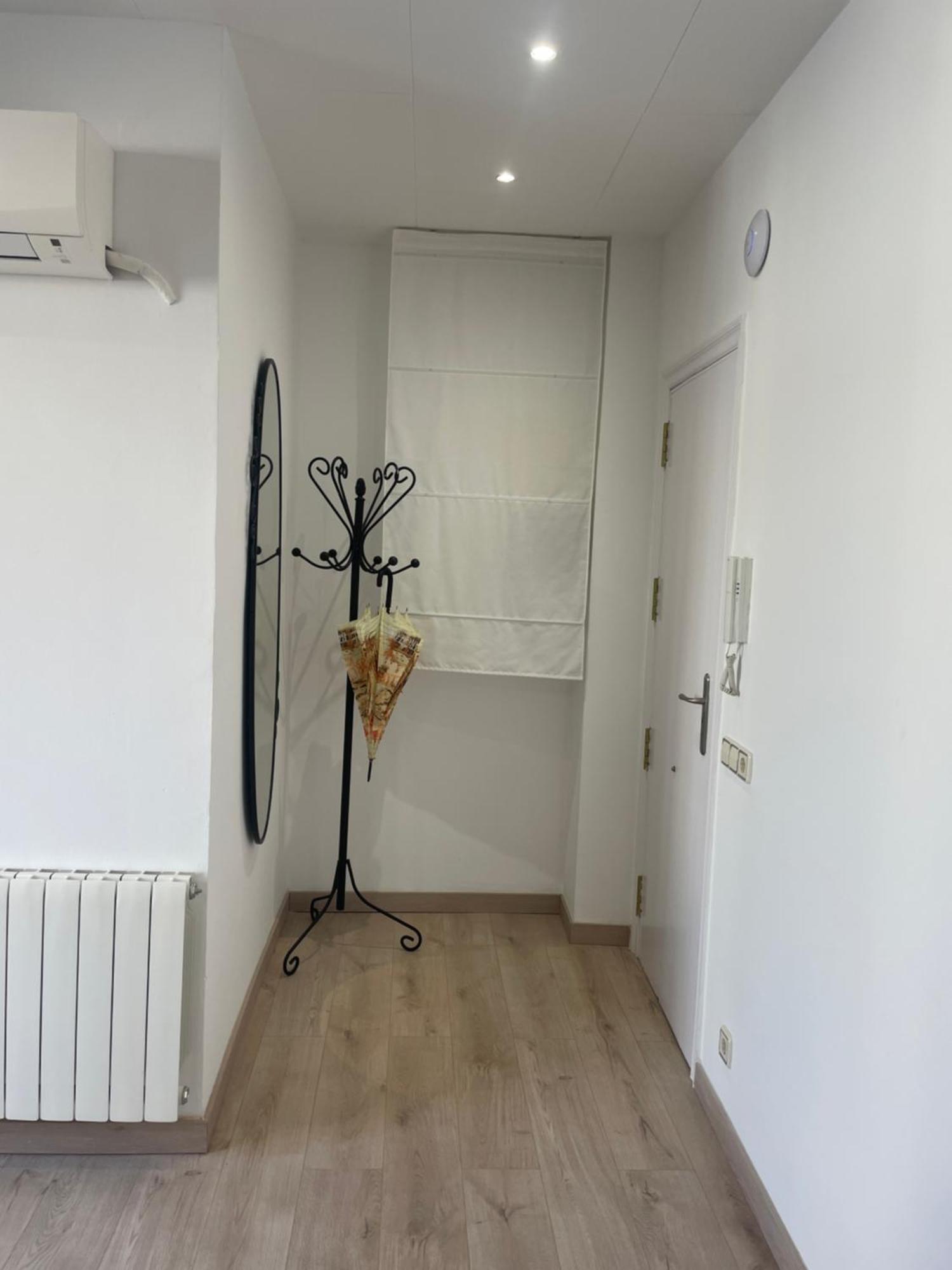 Apartamentos Barcelona - Iberia Bagian luar foto