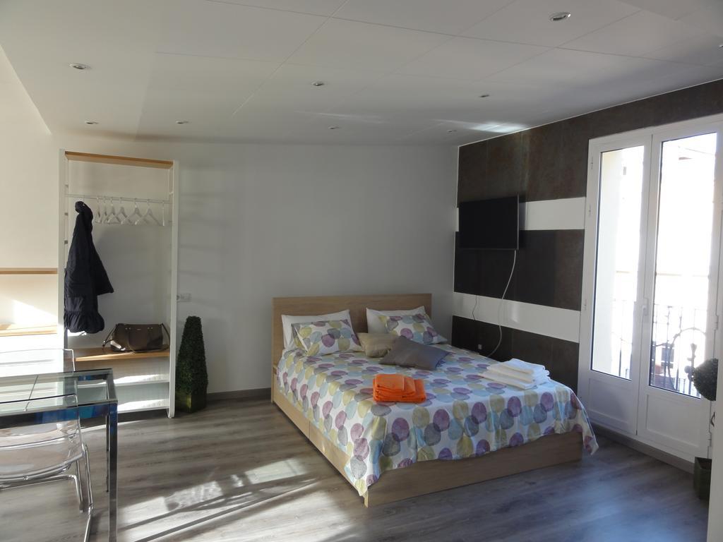 Apartamentos Barcelona - Iberia Bagian luar foto